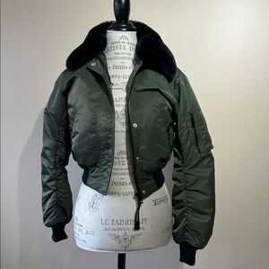 Bomber Jacket, Removable Faux Fur Collar, Green (size XS)